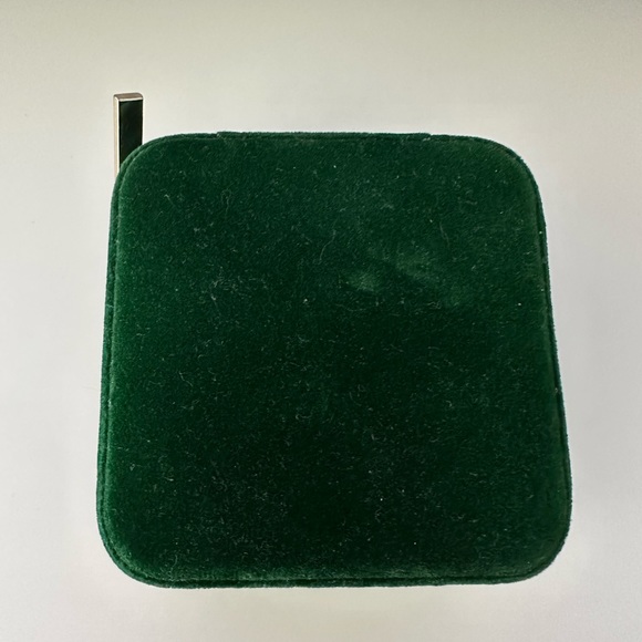 Travel jewelry case - Picture 2 of 3